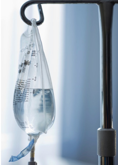 院方人員當日目擊勒蘇爾向孩子的點滴注入「外來物質」，隨即通報警方。Alamy示意圖