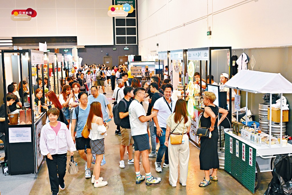 本地品牌「九龍釀酒（ Kowloon Spirits）」、「無名氏」及「緻月（Two Moons）」3間香港品牌於8月參展美食博覽後，將參與11月舉行的美酒展，拓展烈酒商機。