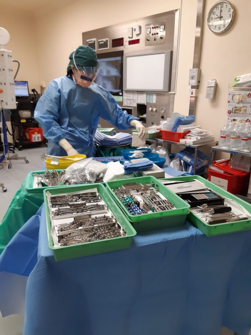 陳家寶的正職是手術室護士。