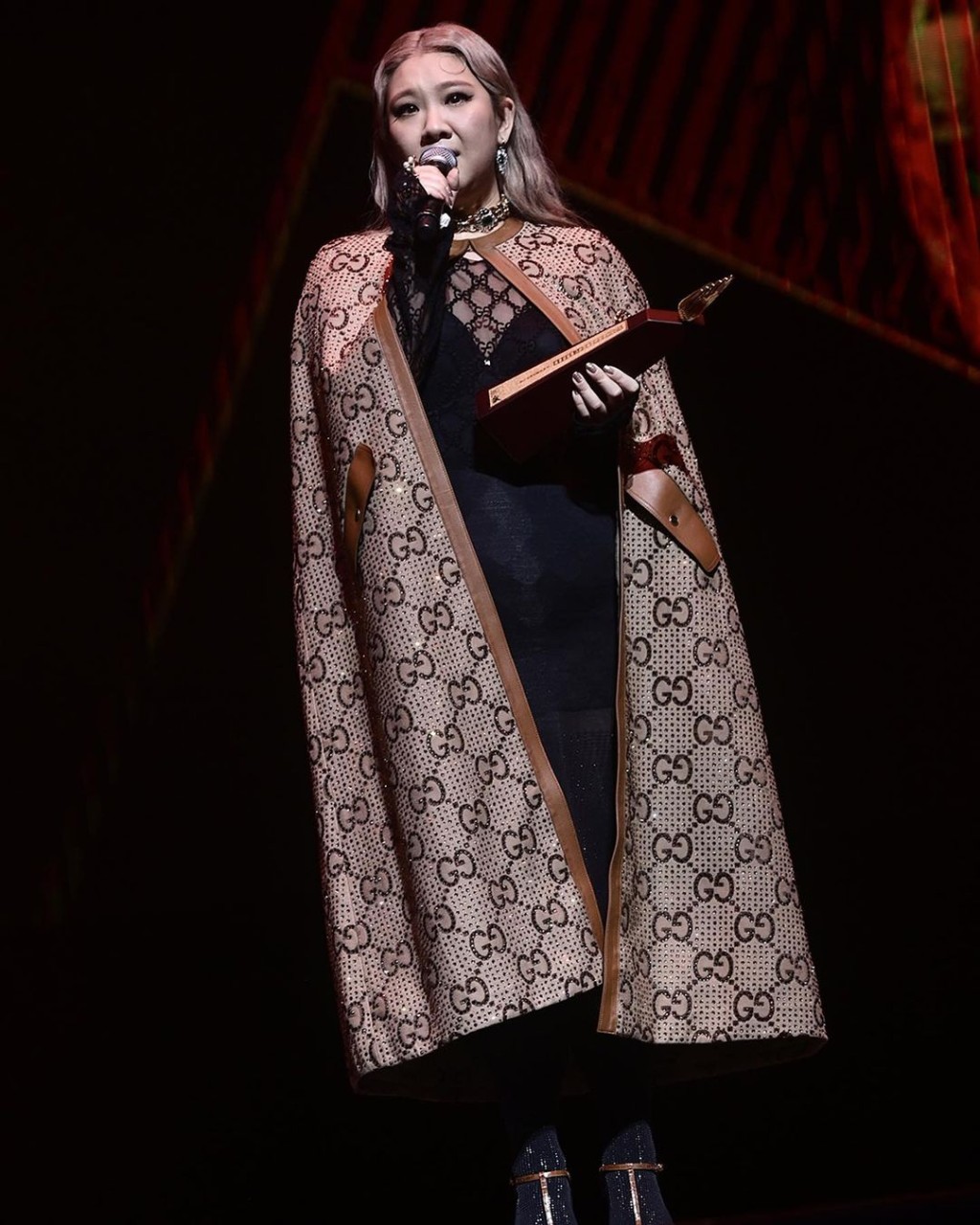 欣宜在《叱咤》首度贏得「叱咤樂壇女歌手」金獎及「我最喜愛的女歌手」。