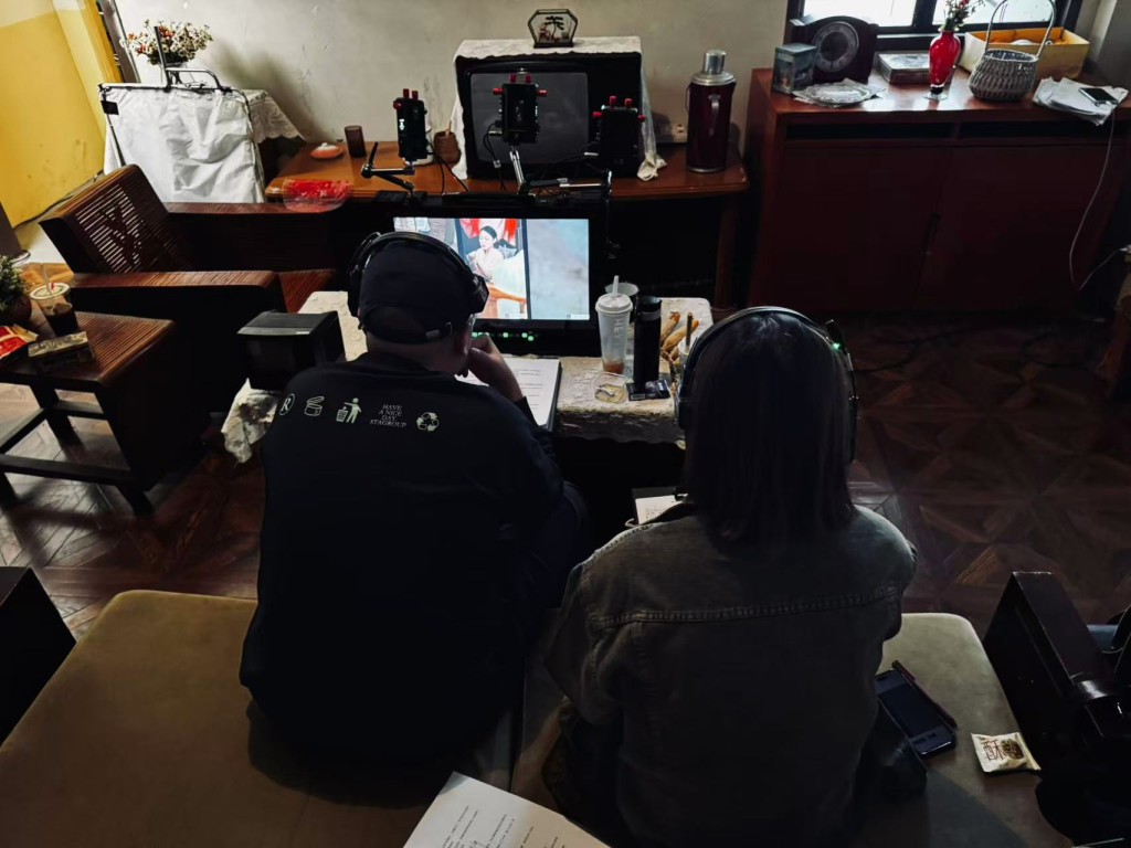 編劇作為關鍵內容創作者,卻感嘆是「行業最不值錢的一環」。 編劇作為關鍵內容創作者,卻感嘆是「行業最不值錢的一環」。