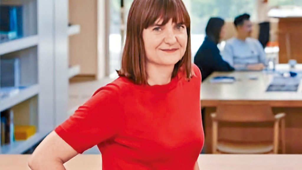 苹果硬件设计总监汉基。