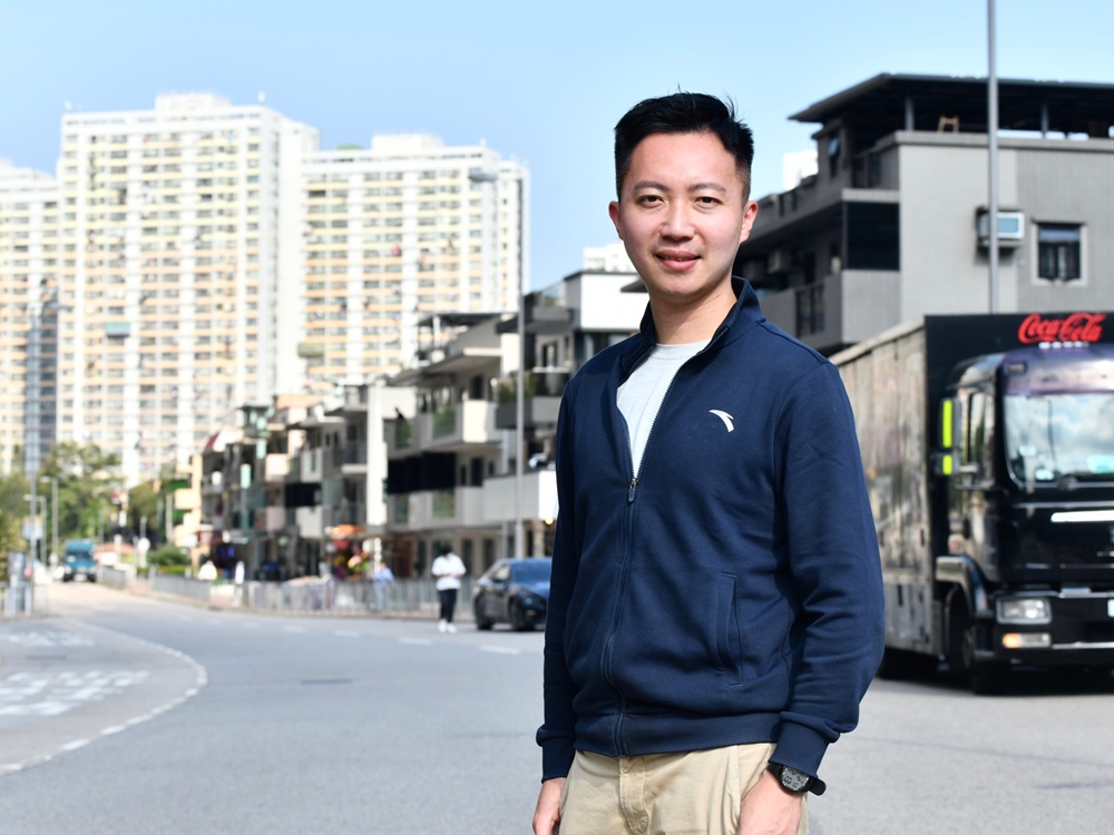 新民黨李梓敬。