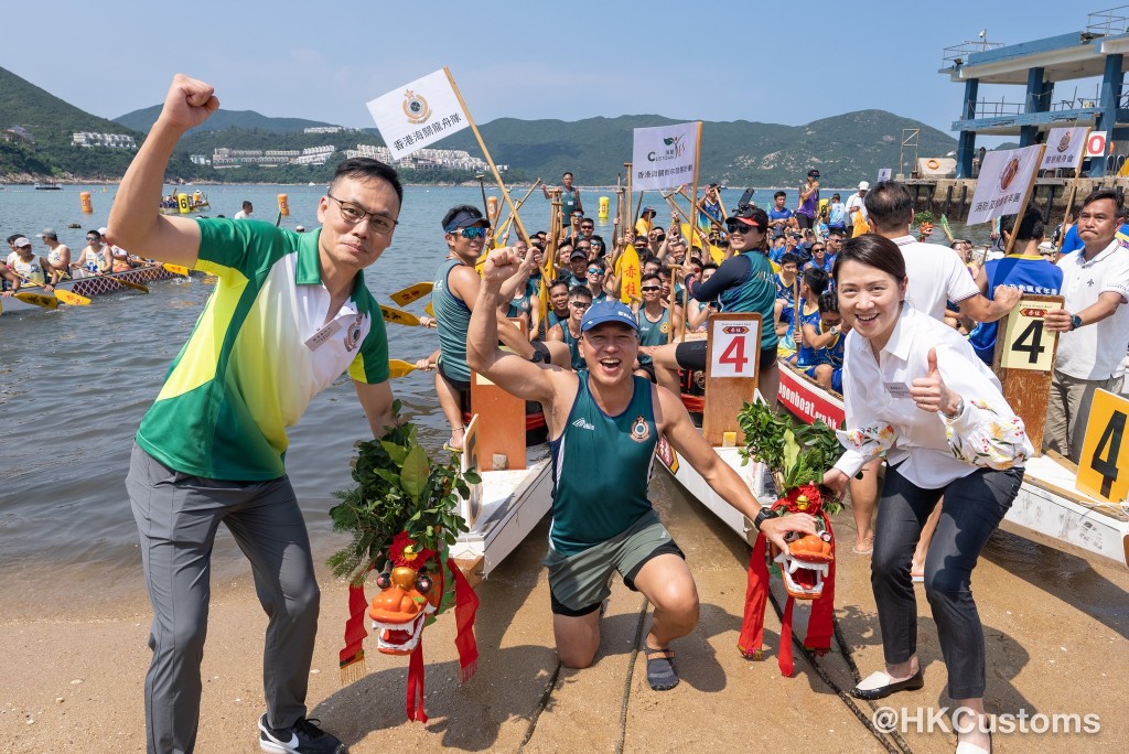 香港海關一直鼓勵同事參與不同的體育活動，以建立平衡和健康生活。香港海關Fb圖片
