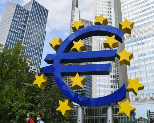 欧洲多个周日（31日）起开始实施冬令时间。新华社资料图片