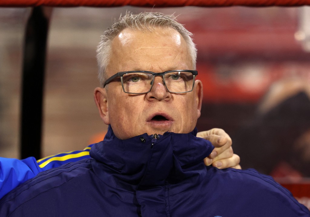 瑞典教练安达臣认为这已不是谈论足球的时候。路透社