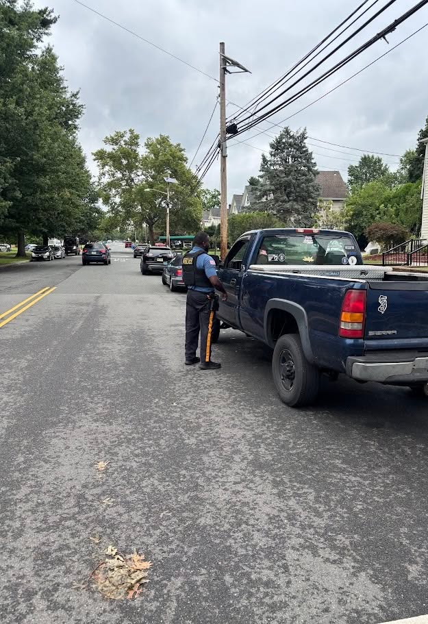 其他警員接獲通報後攔截開罰。fb / Dunellen Borough Police Department