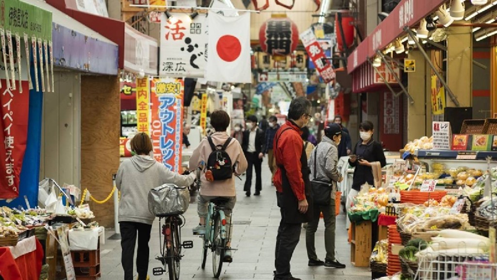 日圓低迷 當地人淪「月光族」 減外出餐飲 暫停外遊計劃