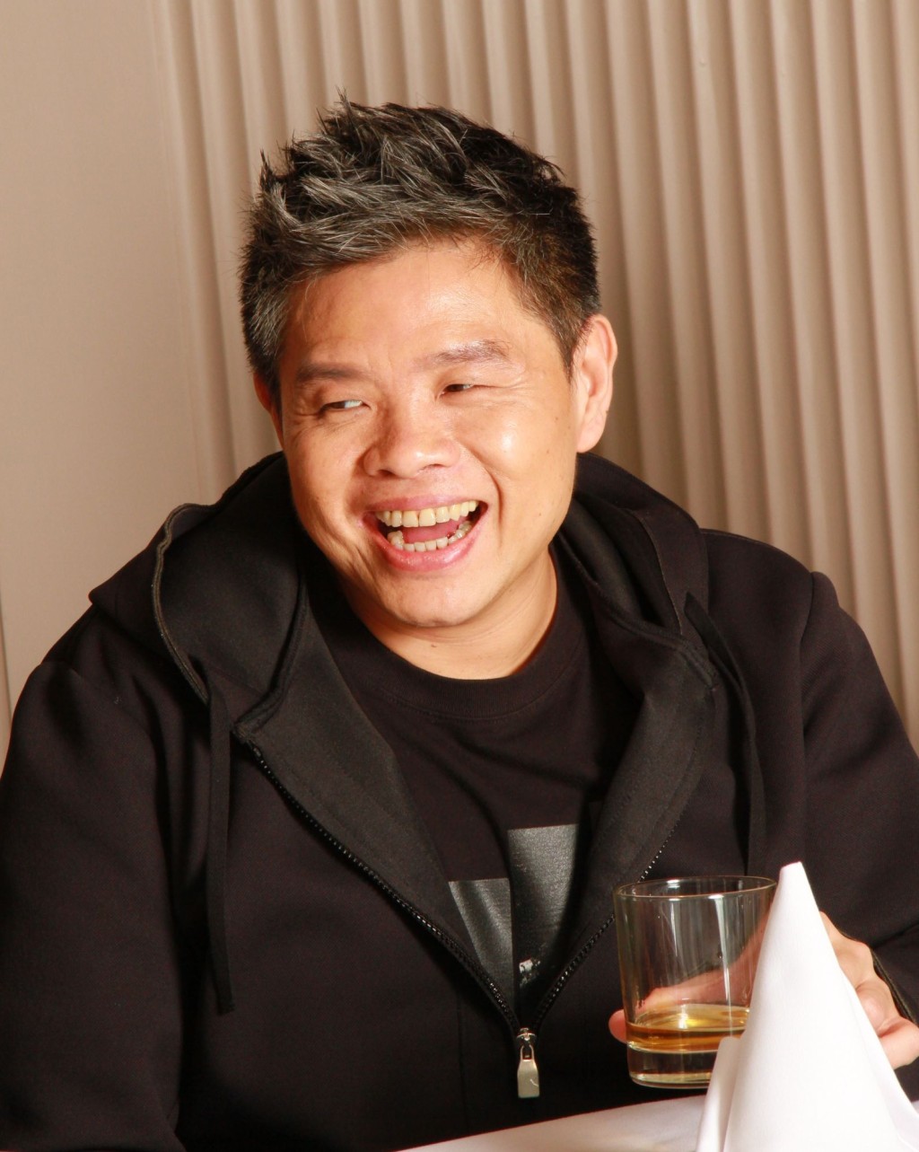 大家永遠懷念太極成員唐奕聰嘅歡笑聲。