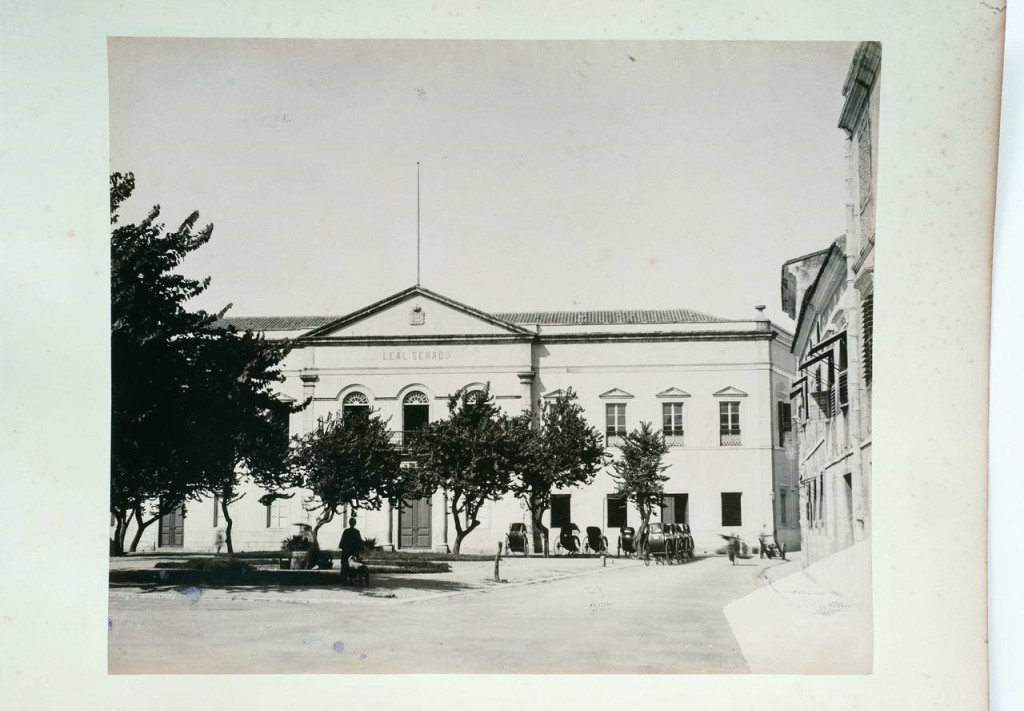 1890年市政厅大楼。