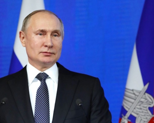 普京指出，俄羅斯擁有設計新武器的強大優勢，由過往落後於美國變成領先美國。AP