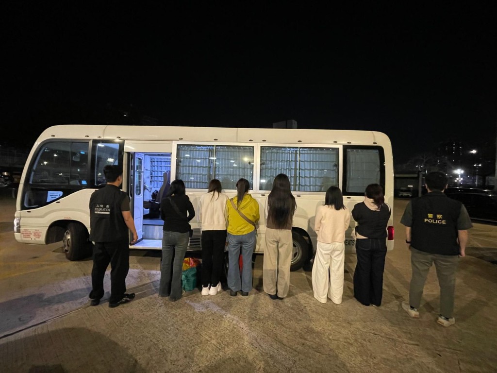 元朗掃黃 26名內地女被捕最年長68歲。警方圖片