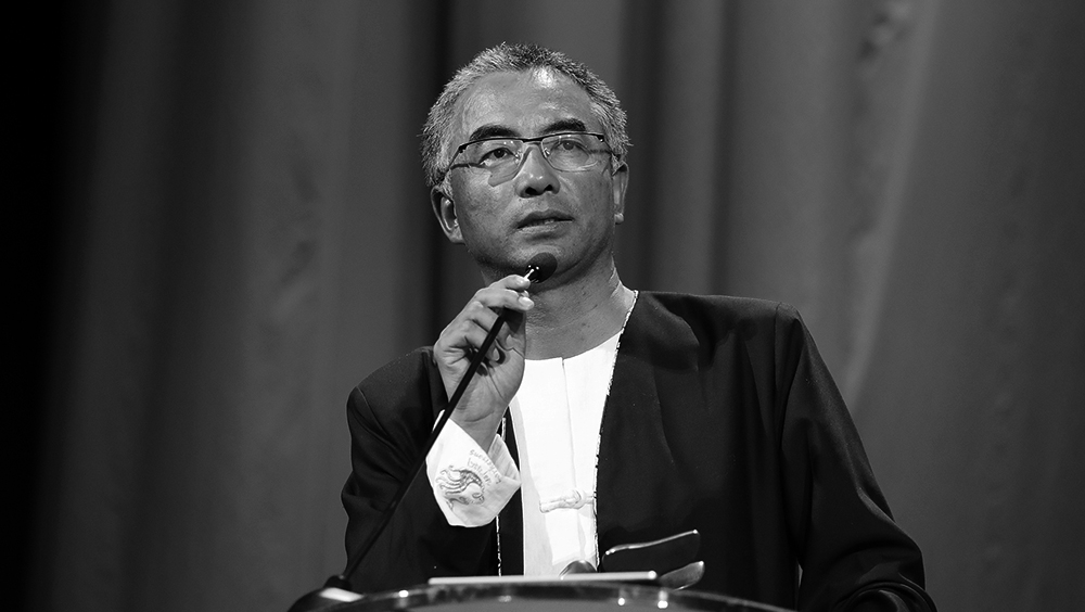 53岁藏族导演万玛才旦病逝，曾执导《气球》、《撞死了一只羊》等。新华社资料图