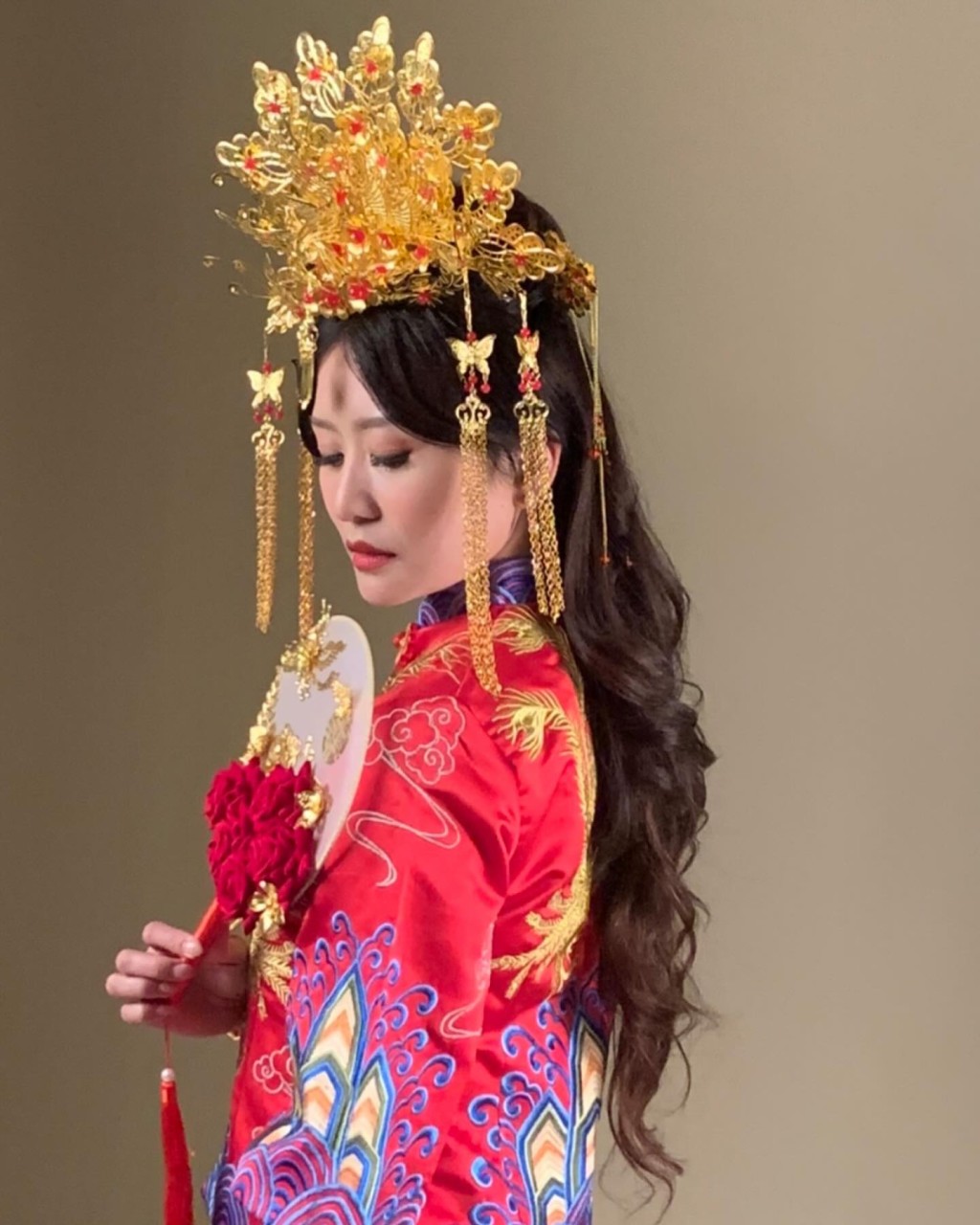 白白指婚後性生活極少,僅為了懷孕而勉強進行,甚至被要求關燈。 白白指婚後性生活極少,僅為了懷孕而勉強進行,甚至被要求關燈。