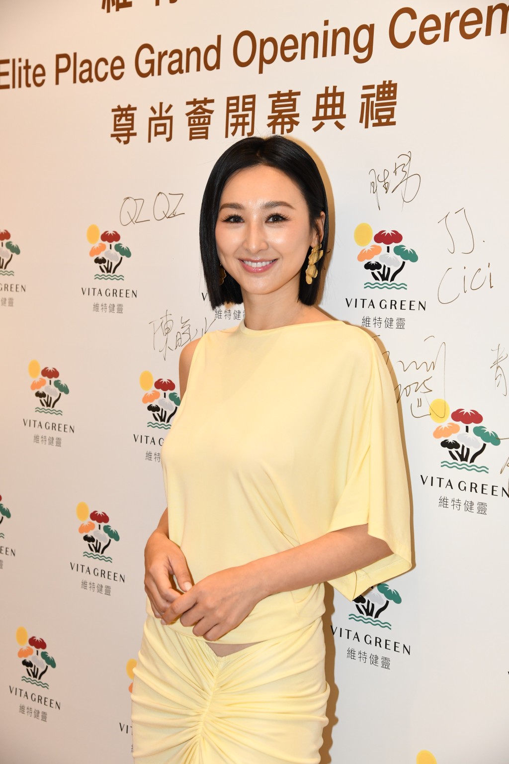 高Ling近日去了南法，更是她人生首度獨自出遊。