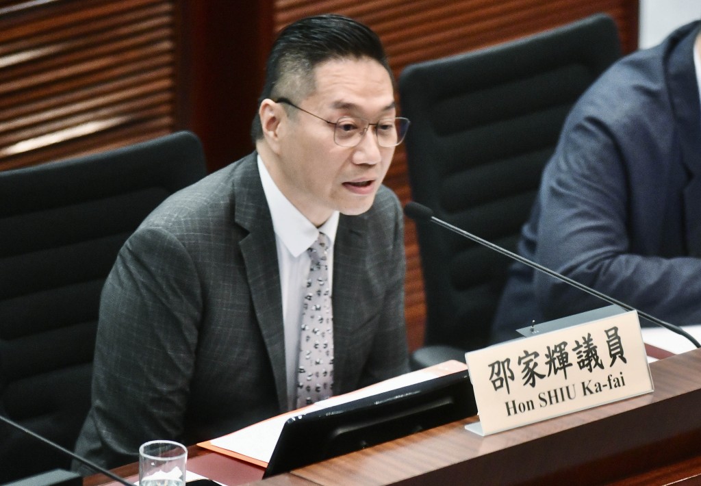 邵家輝稱,現屆政府做事小心,相信今次同樣會安排足夠的演練。資料圖片 邵家輝稱,現屆政府做事小心,相信今次同樣會安排足夠的演練。資料圖片