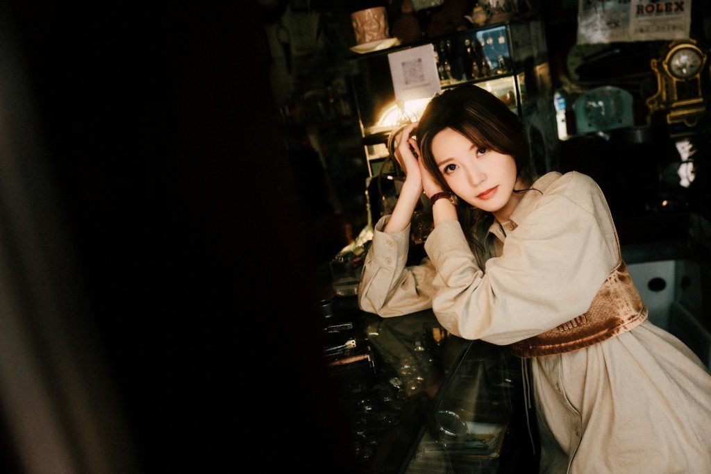 吳若希推出全新單曲《超前告別》。