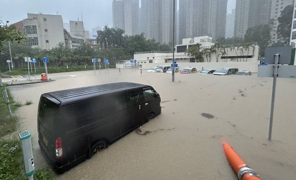 將軍澳今年多次出現水浸。資料圖片