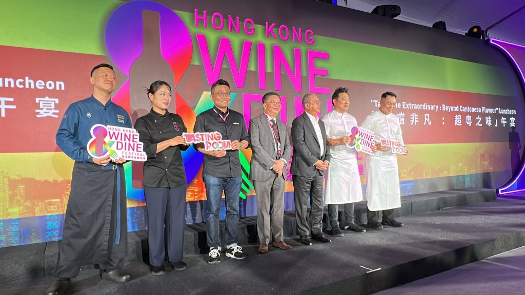 「品味館」邀來五名中外星級大廚十手聯乘。 「品味館」邀來五名中外星級大廚十手聯乘。