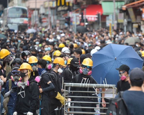 鄧炳強指,指去年6月至今年4月中,有約8000人因涉反修例事件被捕。 資料圖片