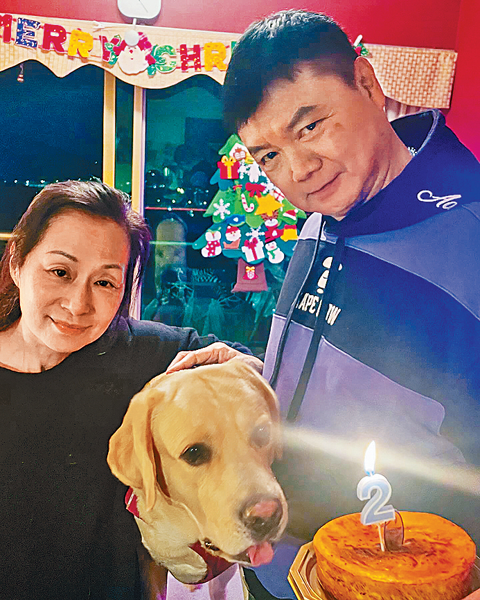艾威與太太陳美玲2021年底曾離婚,翌年因真人騷復合。