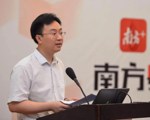 資深傳媒工作者胡鍵，出任外交部新聞司副司長。