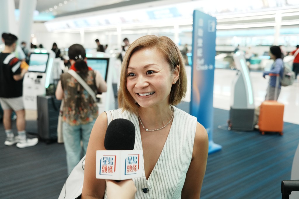 黎小姐表示會按原定行程繼續旅行，暫未計劃提早返港。