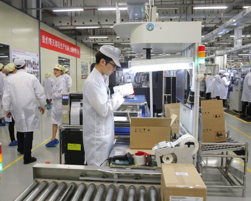 經日本技術實驗室拆解旗艦機MATE30等後,發現已不再使用美國配件。AP