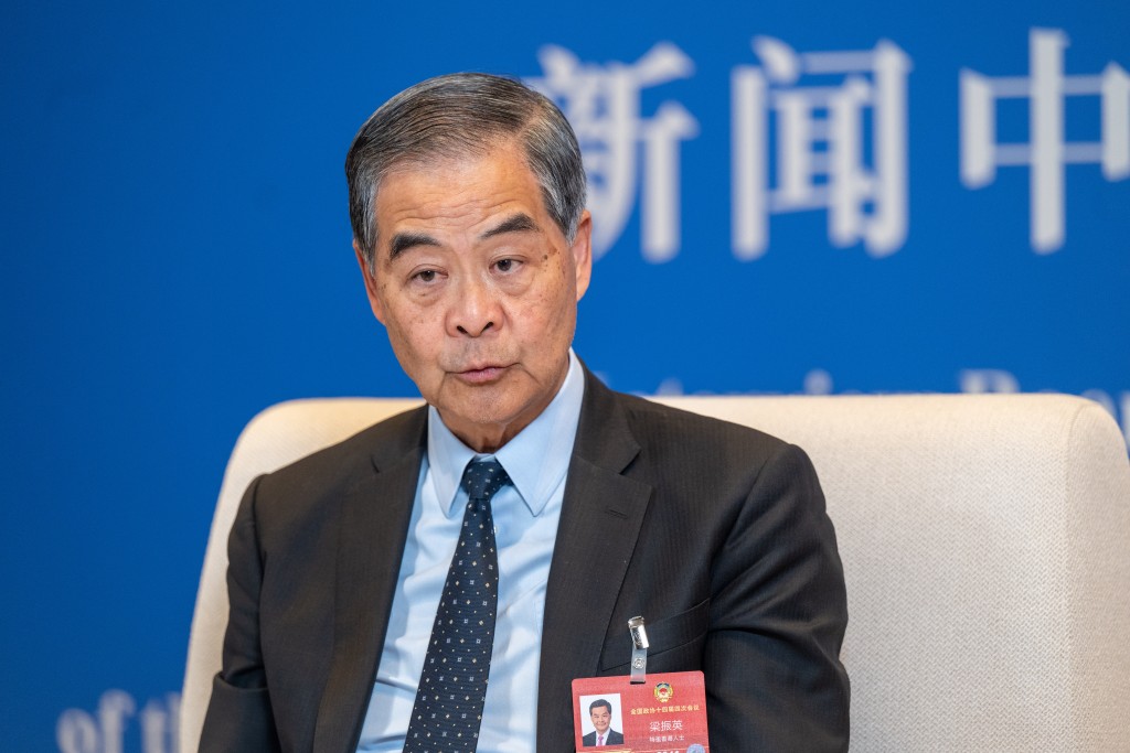 梁振英表示,香港在制訂五年規劃時,必須有所取捨及決擇,核心重點是配合國家所需。資料圖片 梁振英表示,香港在制訂五年規劃時,必須有所取捨及決擇,核心重點是配合國家所需。資料圖片