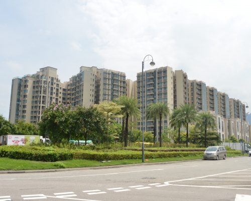 逸瓏灣高層戶連車位1350萬沽