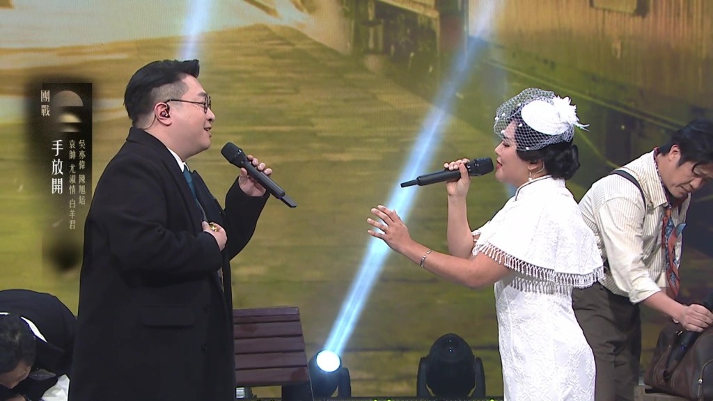 周國豐坦言：「你哋五個人本身唱功係各自有一個水準，依家反而令我哋覺得點解一乘五唔係五？」