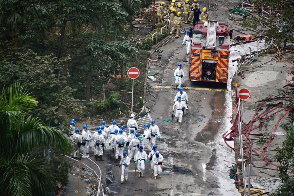 DVIU人員再次進入災場。