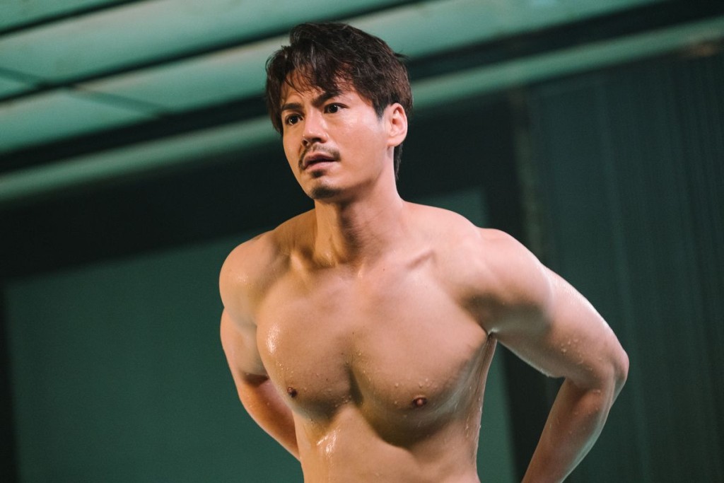 罗仲谦的角色也未见出众。