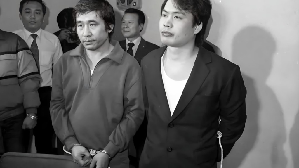 劉煥榮（右）一生涉及14條人命。