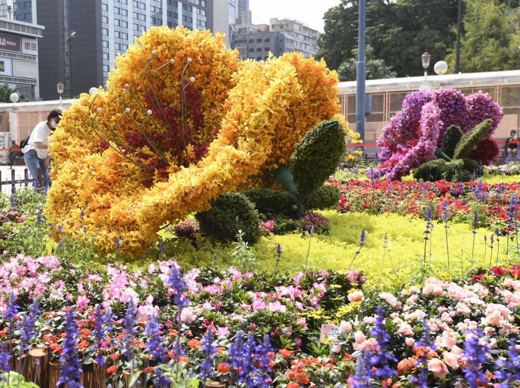 花展貫徹綠色環保,部分園景亦會重置各區場地作美化。資料圖片