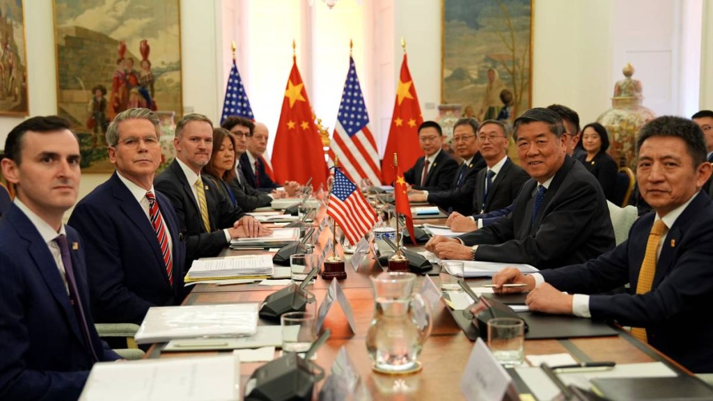 中美貿易談判代表團在西班牙進行第二日的商討。新華社