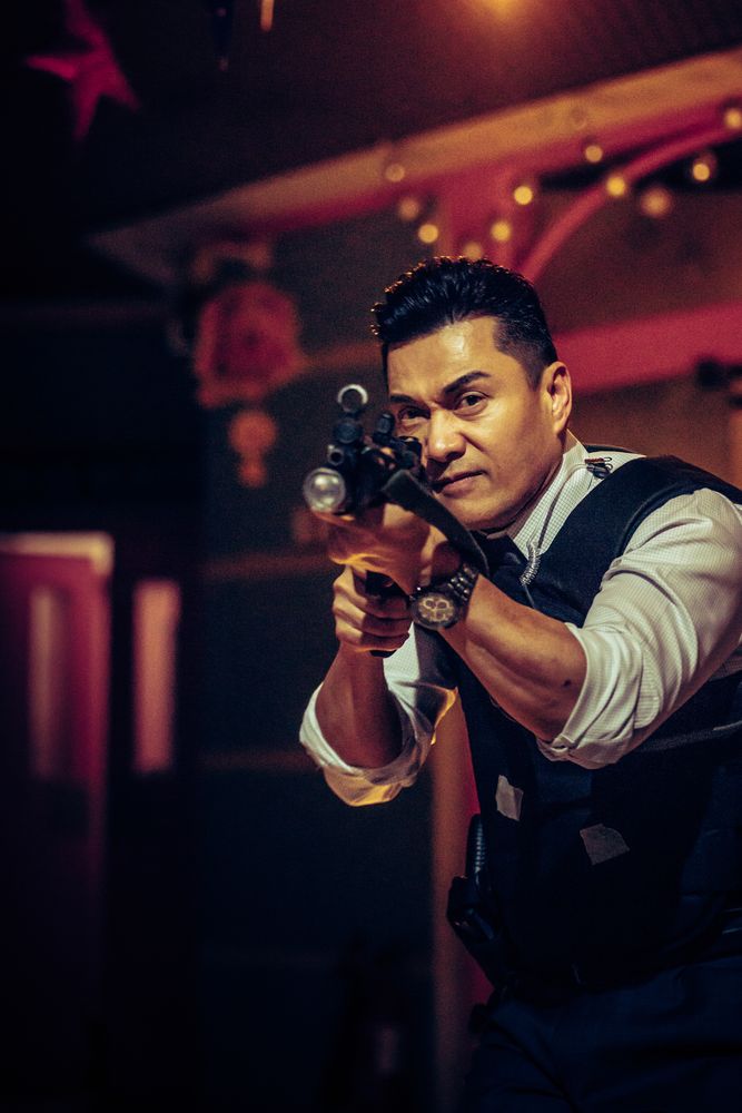 呂良偉是子丹推薦拍《怒》片，在戲中子丹安排了火爆場面，由呂良偉上陣。