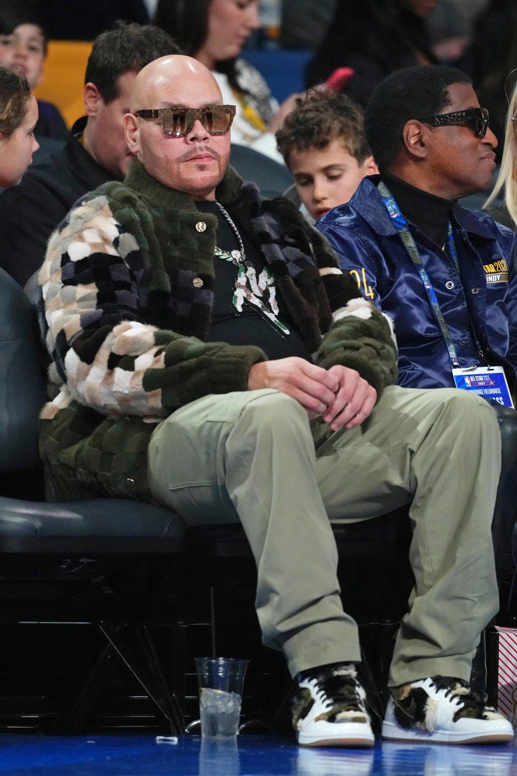 歌星Fat Joe觀看NBA明星賽。REUTERS