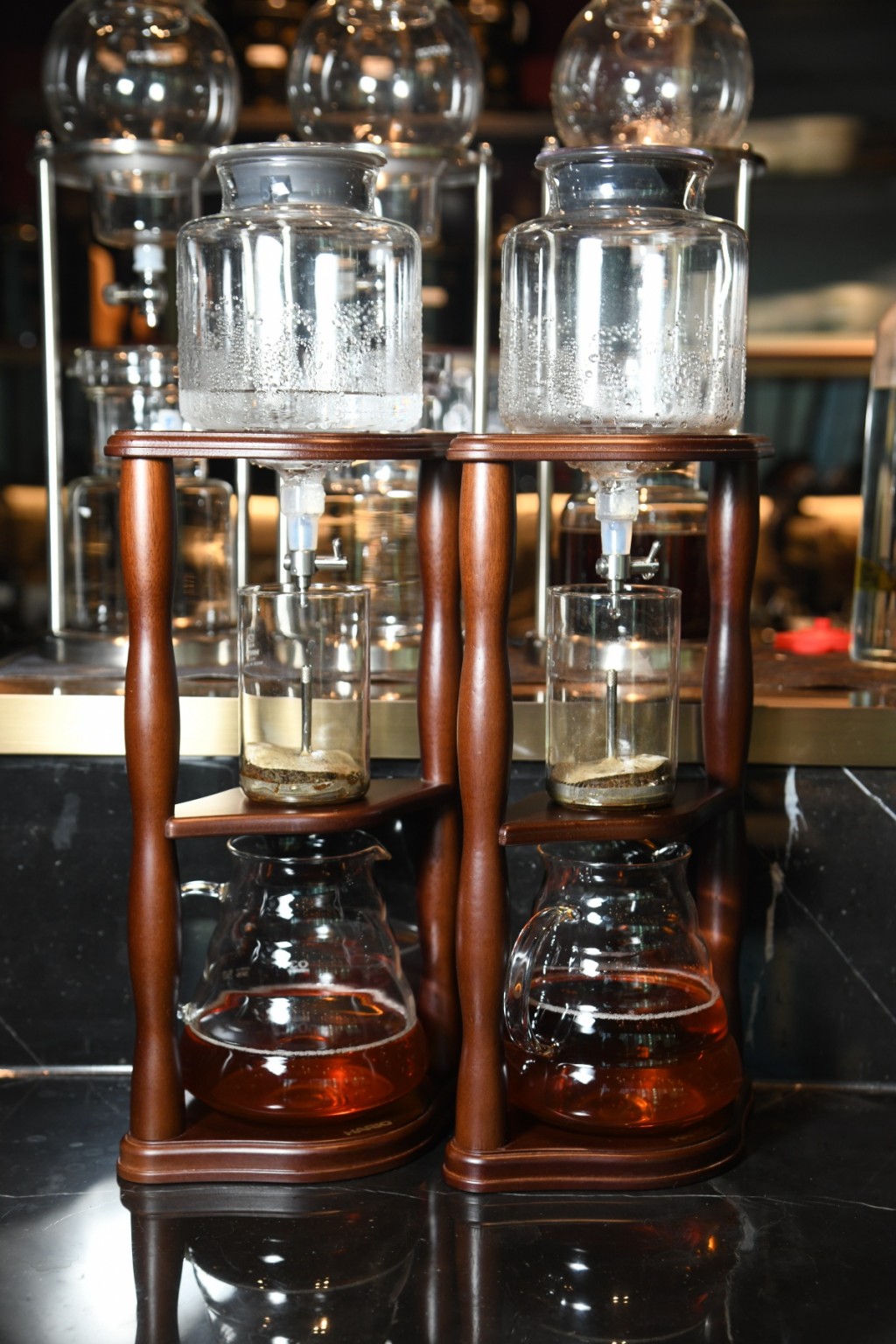 銅鑼灣餐廳Glassbelly將茶味品評分析，配搭各種時令的名貴食材，展現茶配食物的最佳味覺享受。