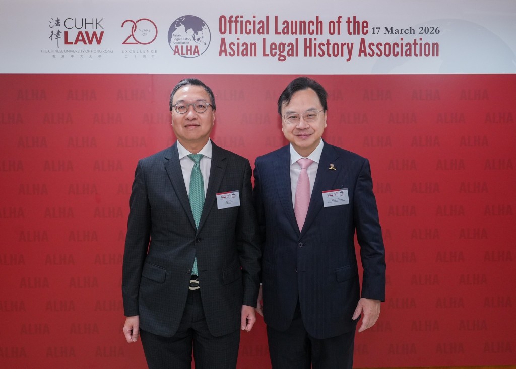 林定國(左)指香港普通法制度的發展歷程,本身就是法律史上一個極為精彩的故事。林定國fb圖片 林定國(左)指香港普通法制度的發展歷程,本身就是法律史上一個極為精彩的故事。林定國fb圖片