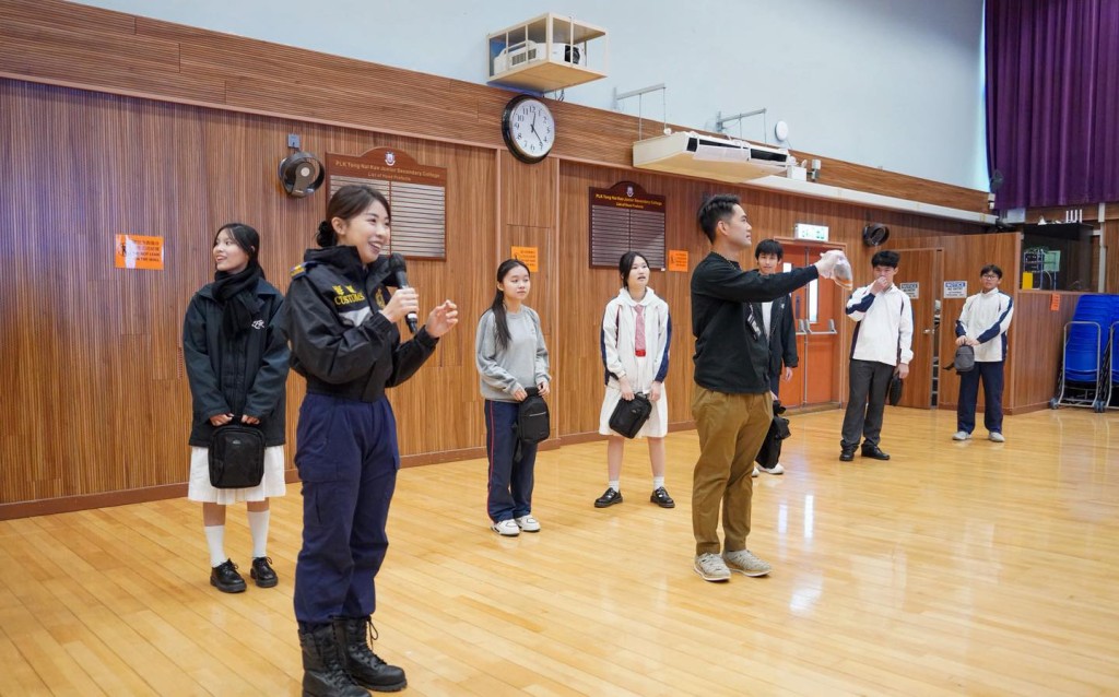 海關Customs YES走入校園向超過150位學生推廣國民教育。香港海關facebook圖片