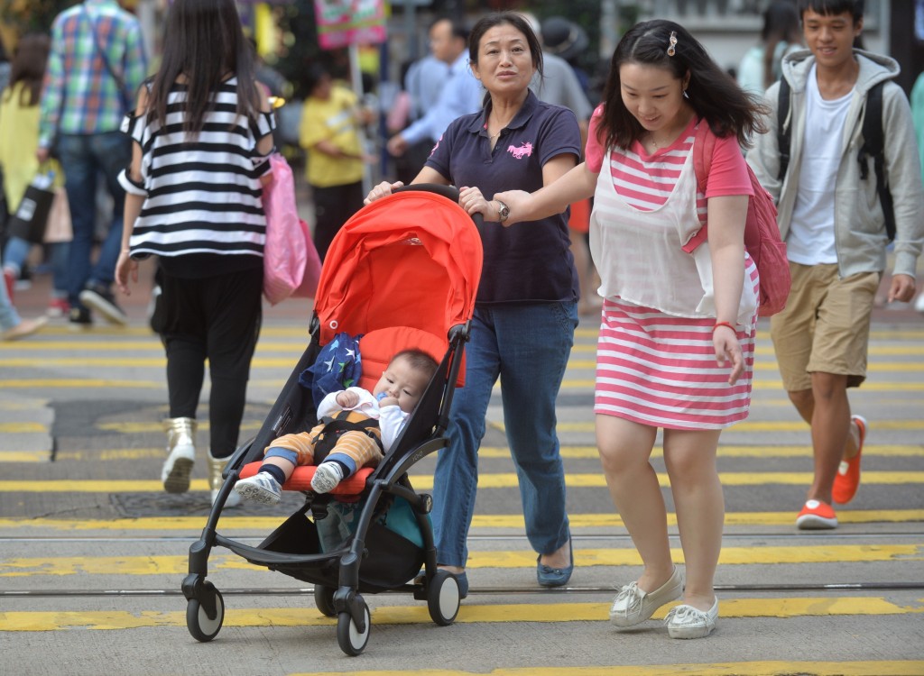 2022年年底至2023年年底的人口上升，主要由于期间录得51,700名香港居民净移入。资料图片