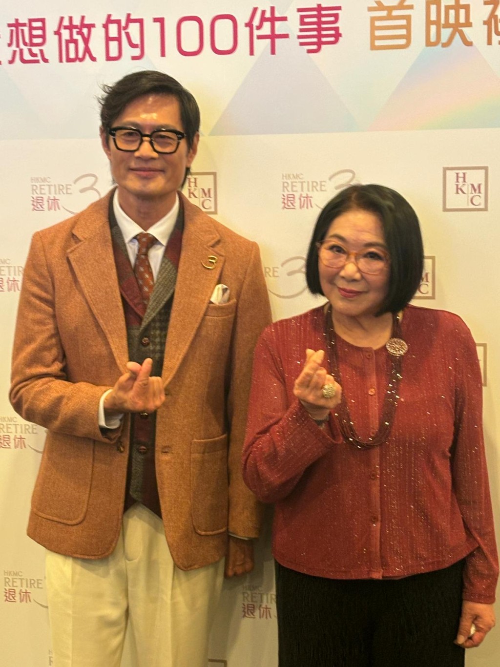 李司棋、黃德斌於《真情》結緣,她形容︰「他當時好green,現在多了一份沉穩。」 李司棋、黃德斌於《真情》結緣,她形容︰「他當時好green,現在多了一份沉穩。」