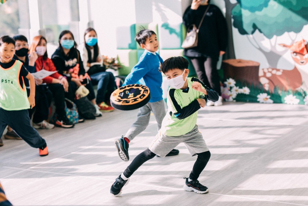 新興兒童運動推介一:躲避盤(圖片來源:Kids Athlete Fitness Project) 新興兒童運動推介一:躲避盤(圖片來源:Kids Athlete Fitness Project)