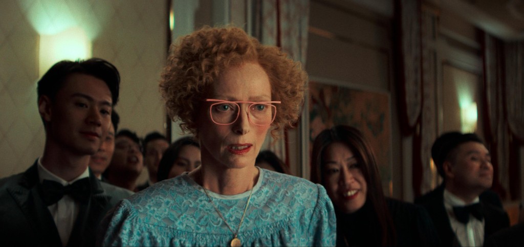 《小人物之歌》最新預告片釋出見到好戲之人泰達·史雲頓（Tilda Swinton）。