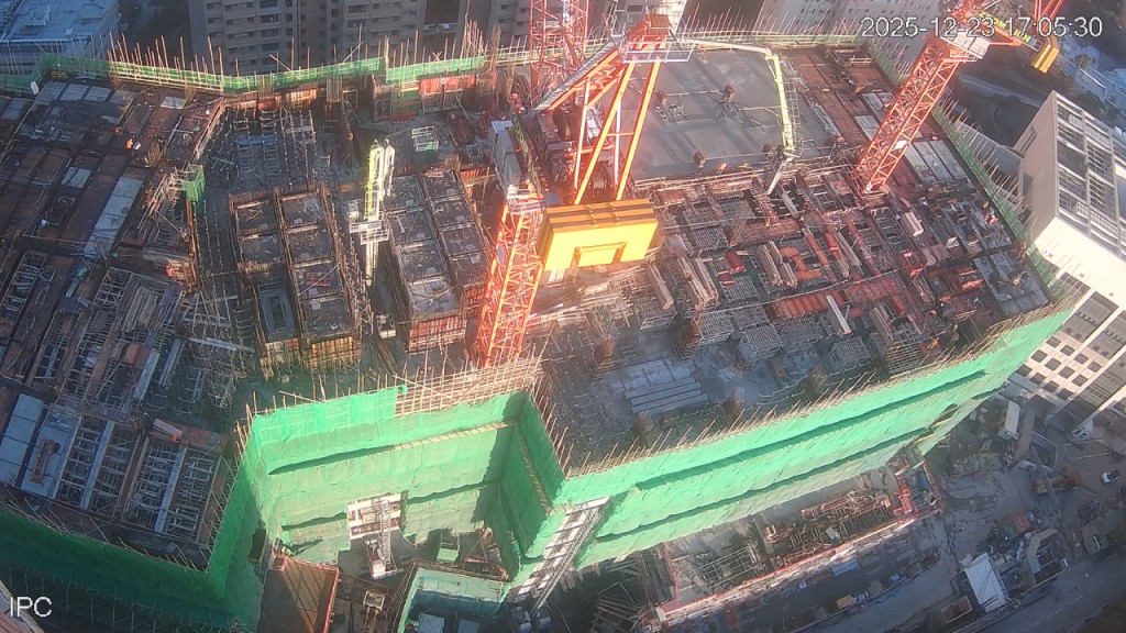 瑪嘉烈醫院荔景大樓擴建計劃現狀。醫管局直播截圖