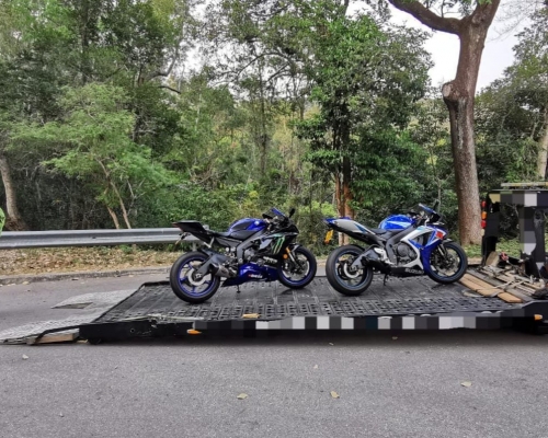警拖走違規車輛 警方圖片