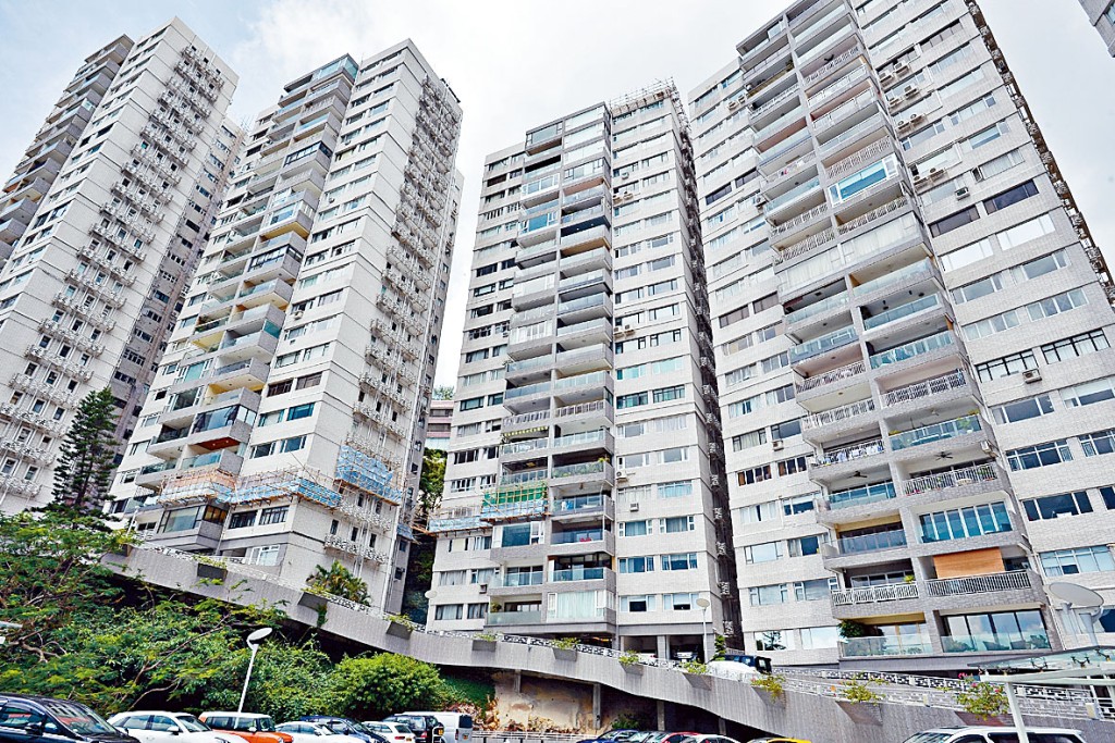 淺水灣麗景園中層戶，連2車位以8330萬成交。