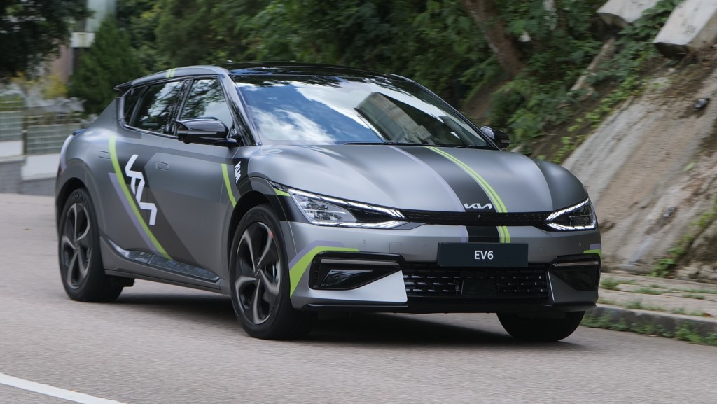 ●EV6 GT-Line搭載前後馬達及四驅，馬力325ps，加速力強勁，「一換一」售價為$548,800起。