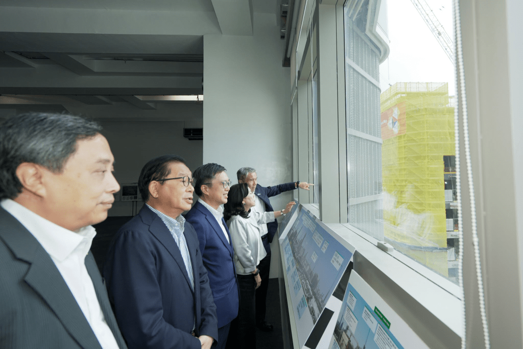 創新科技及工業局常任秘書長暨港深創新及科技園有限公司董事會主席蔡傑銘於河套香港園區首度接待其他四大園區的主席。